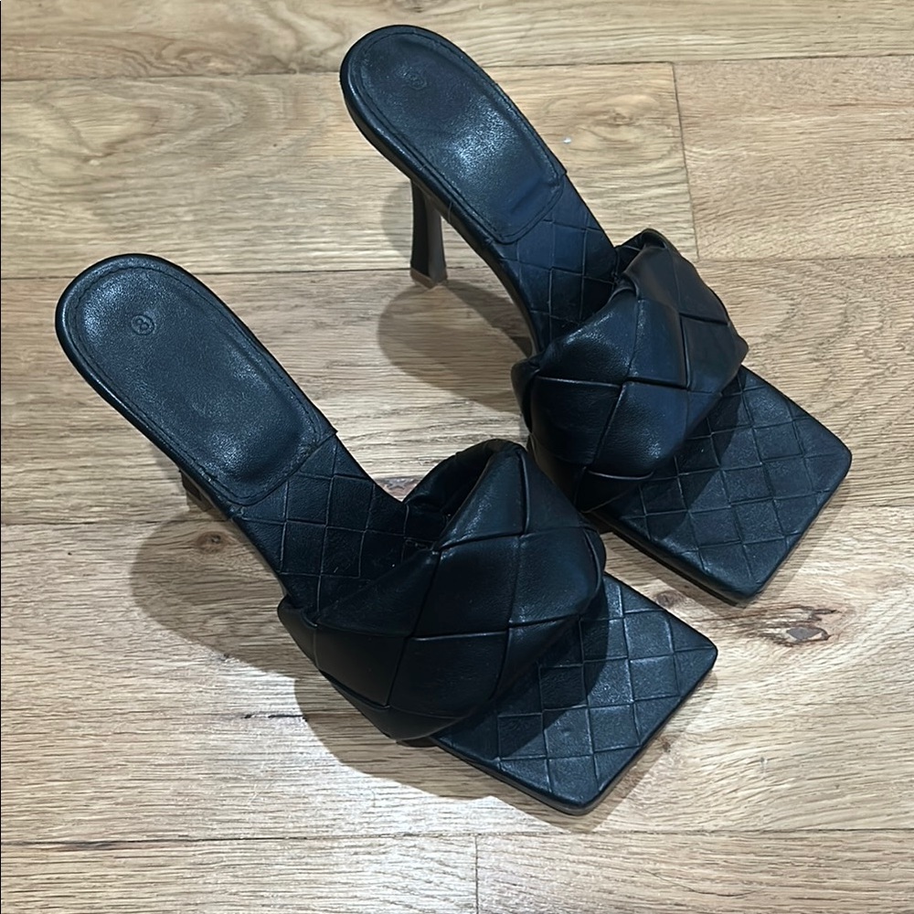 Elegant Black Quilted Women's Heels